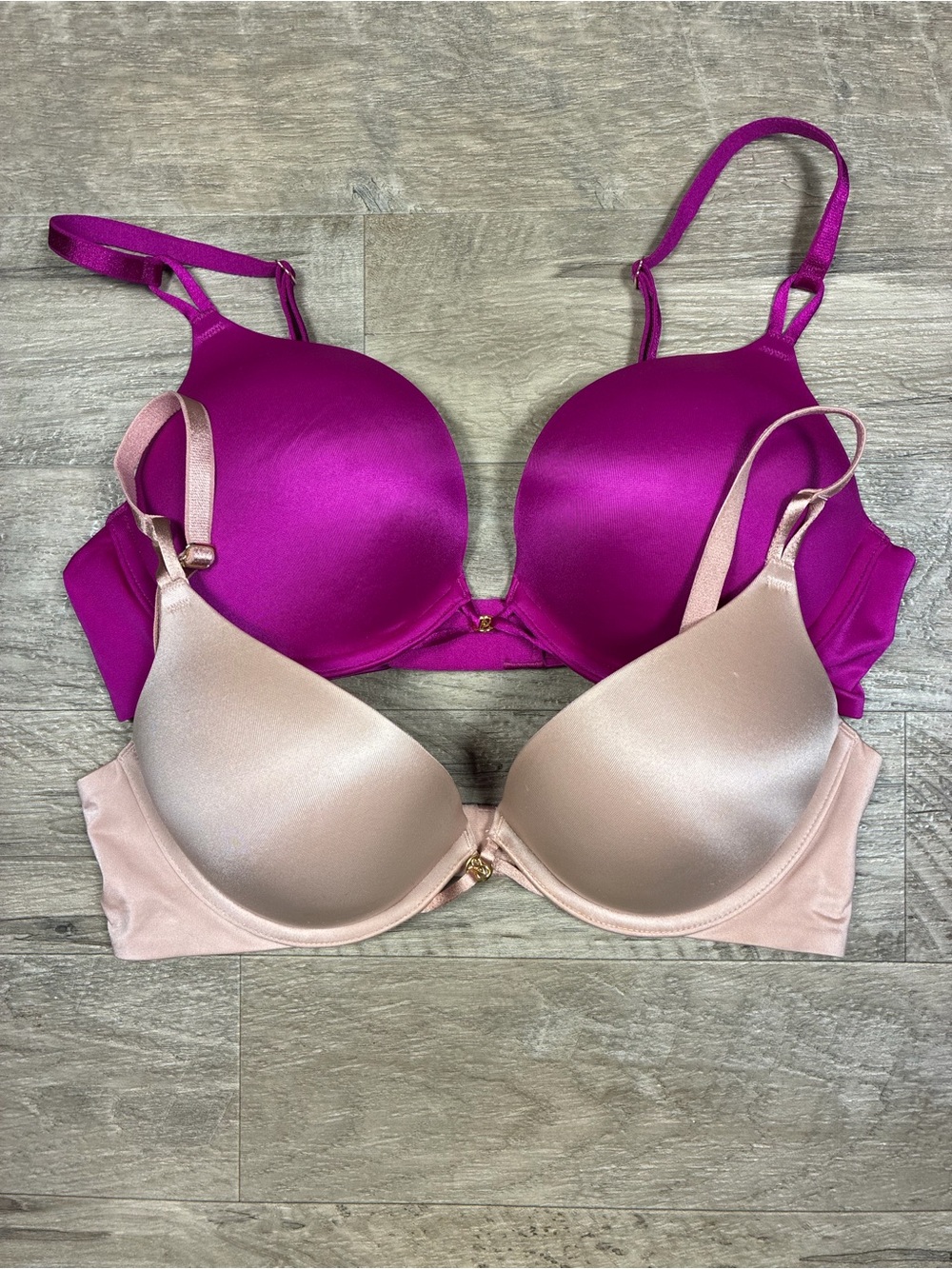 Victoria Secret 2 Satin Bombshell Push Up Plunge Bras - Picture 3 of 14